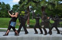 Ana participa de banda de jazz em New Orleans, na Louisiana - Estados Unidos